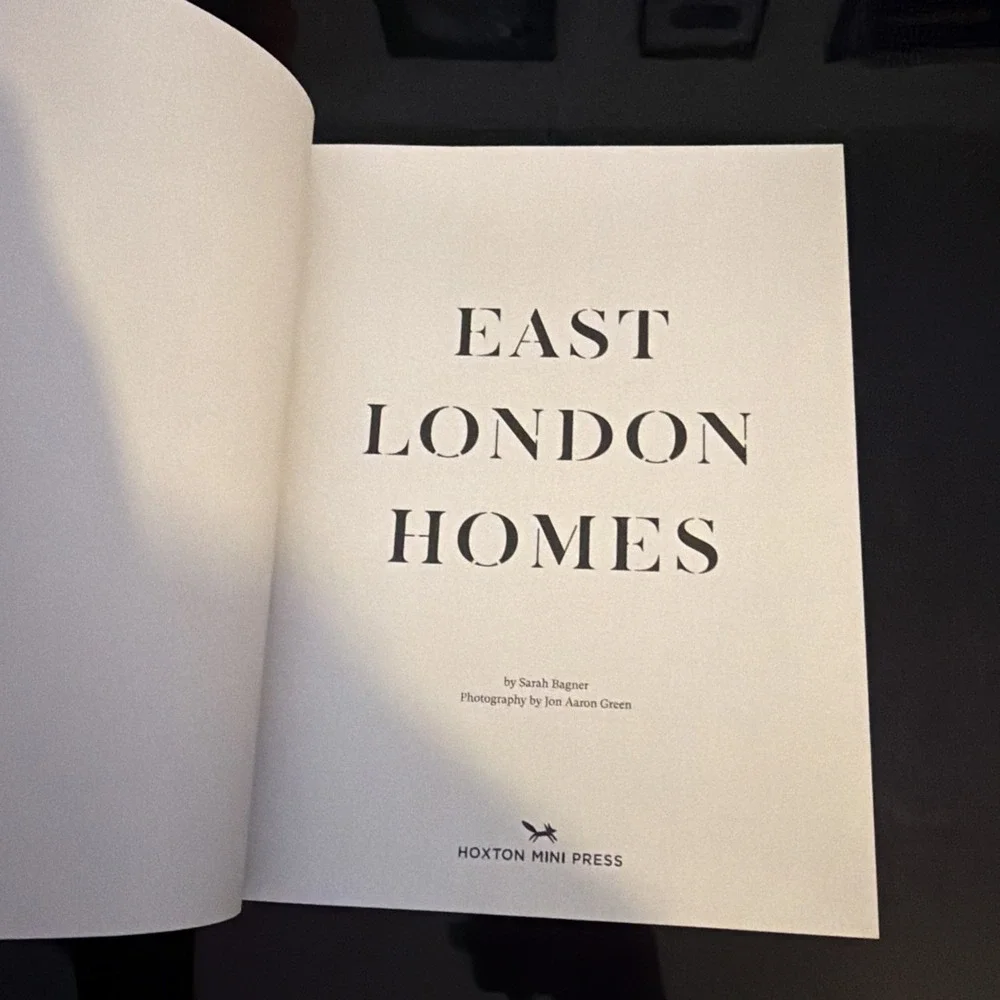 East London Homes: Creative Interiors From London... by Jon Aaron Green Hardback